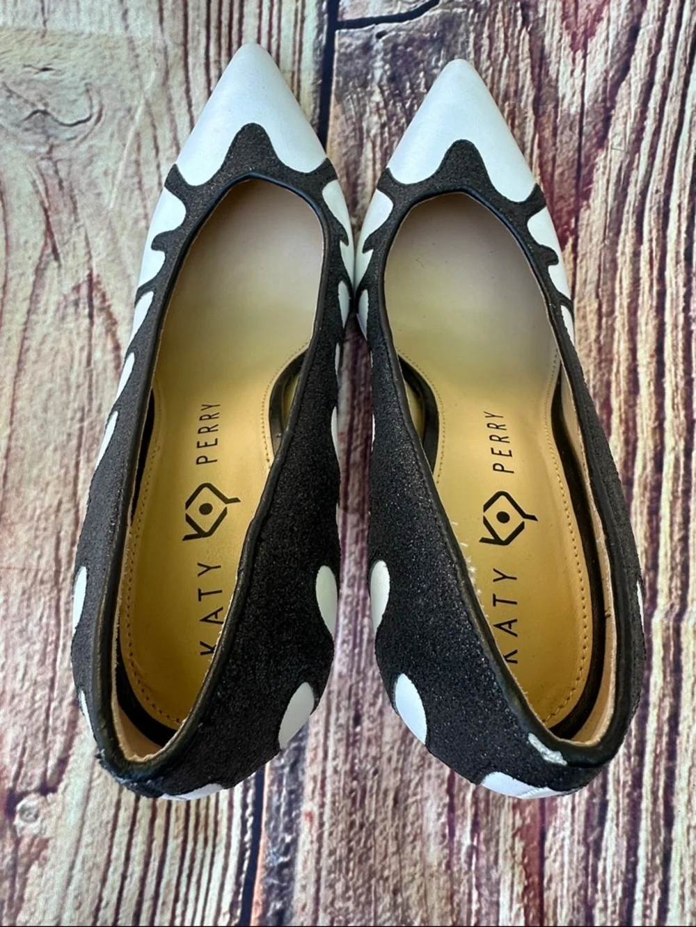 Katy Perry Collections Black & White Drip-Accent Pointed Toe Stilettos - Picture 6 of 7